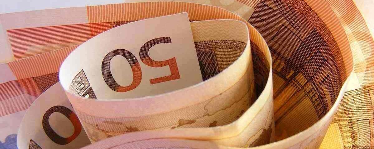 Środki pieniężne - czym są? Definicja pojęcia